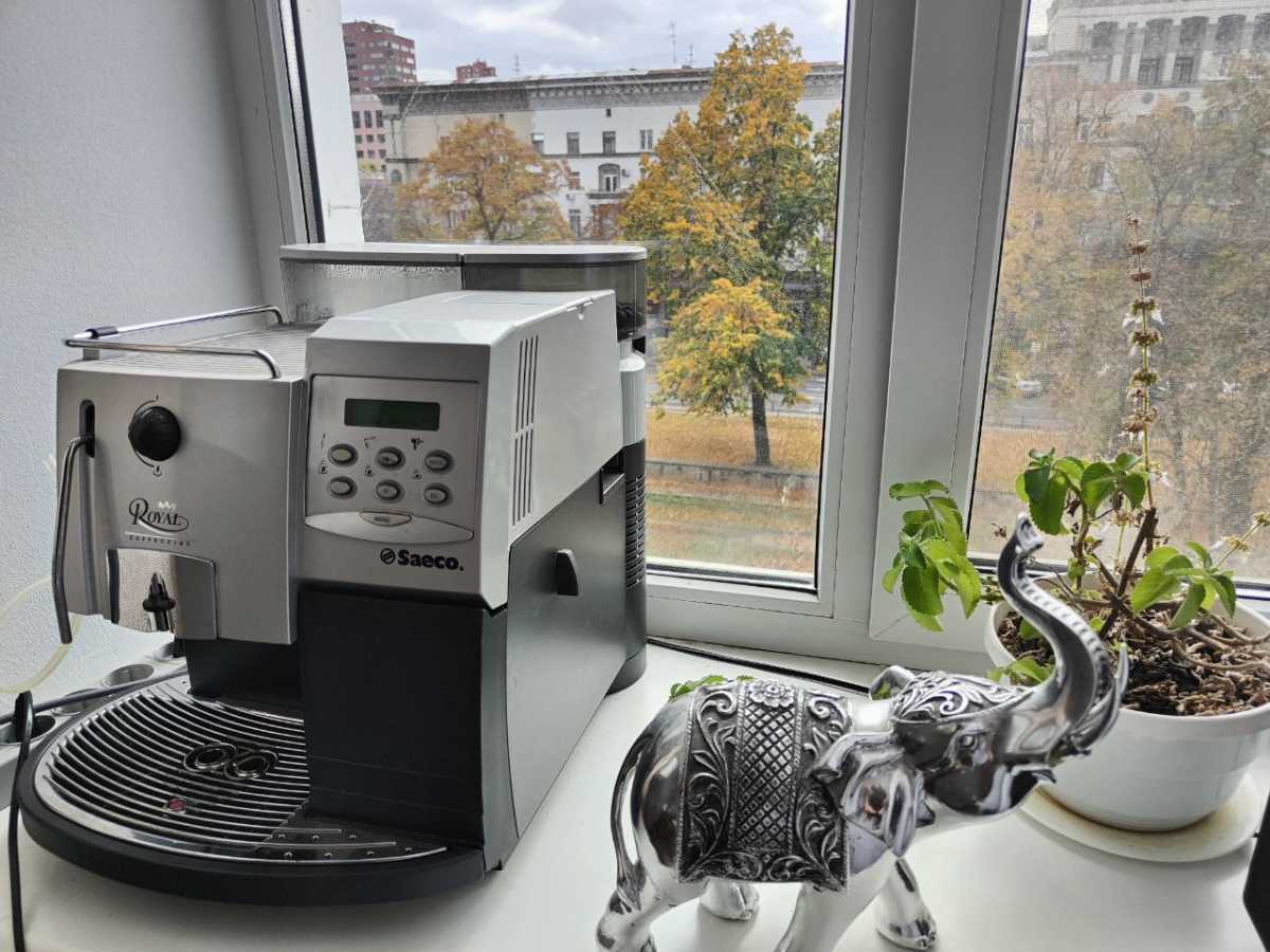 Аренда 4-комнатной квартиры 94 м², Дмитрия Яворницкого просп., 46