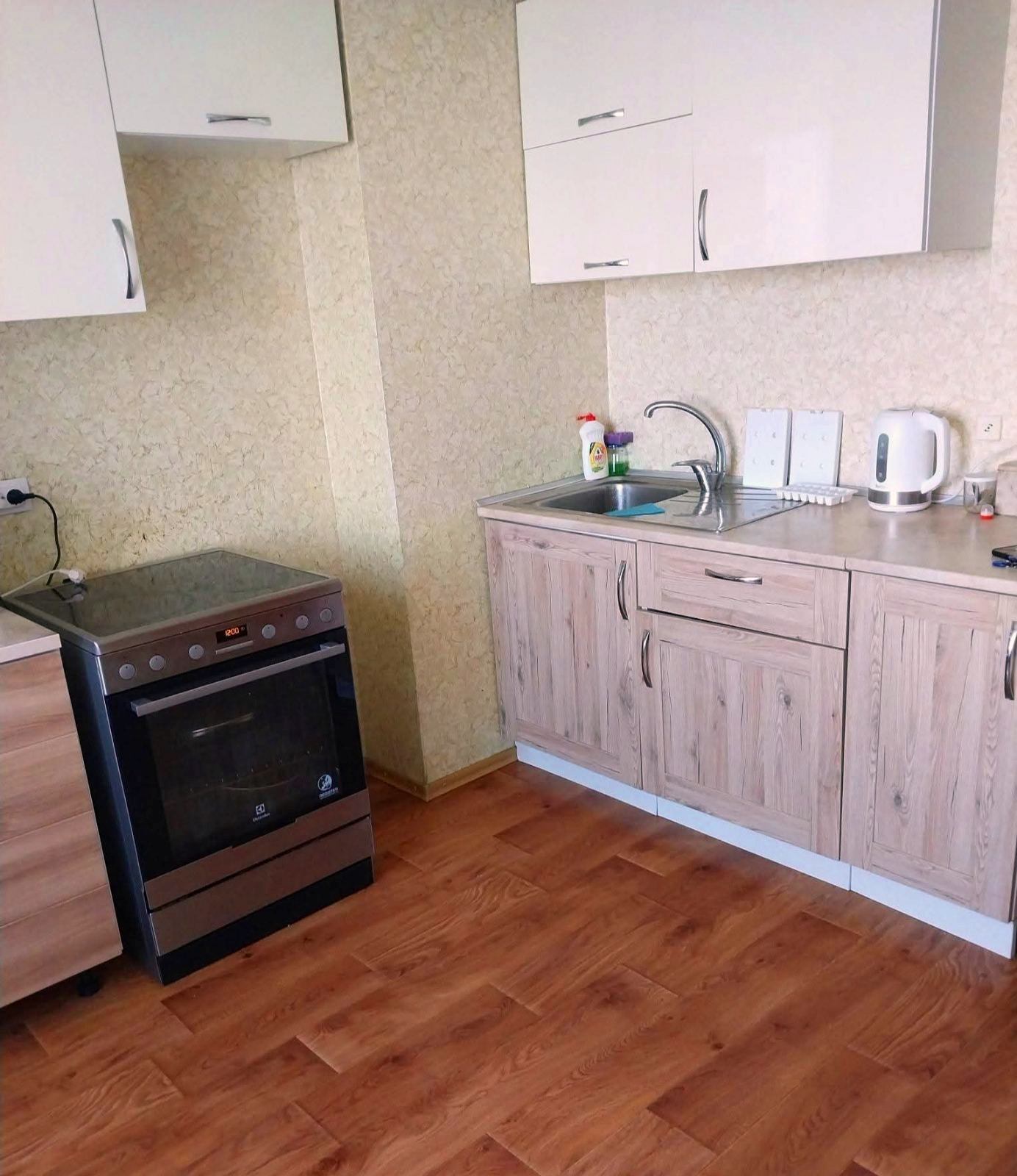 Аренда 3-комнатной квартиры 98 м², Здолбуновская ул., 13