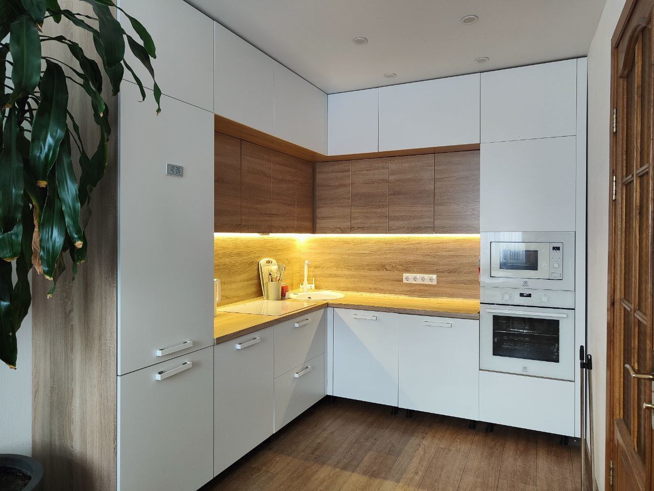 Аренда 4-комнатной квартиры 94 м², Дмитрия Яворницкого просп., 46