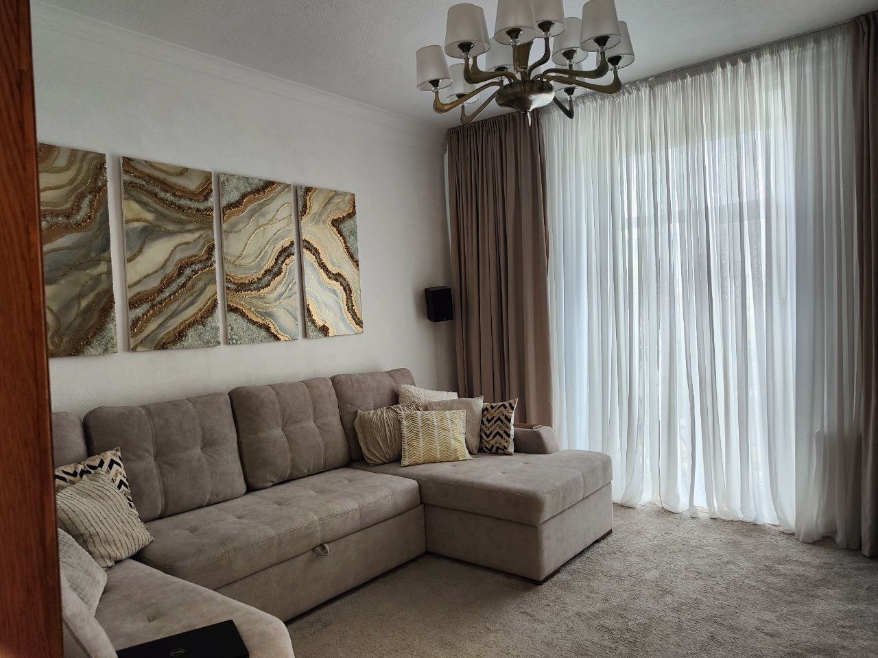 Аренда 4-комнатной квартиры 94 м², Дмитрия Яворницкого просп., 46