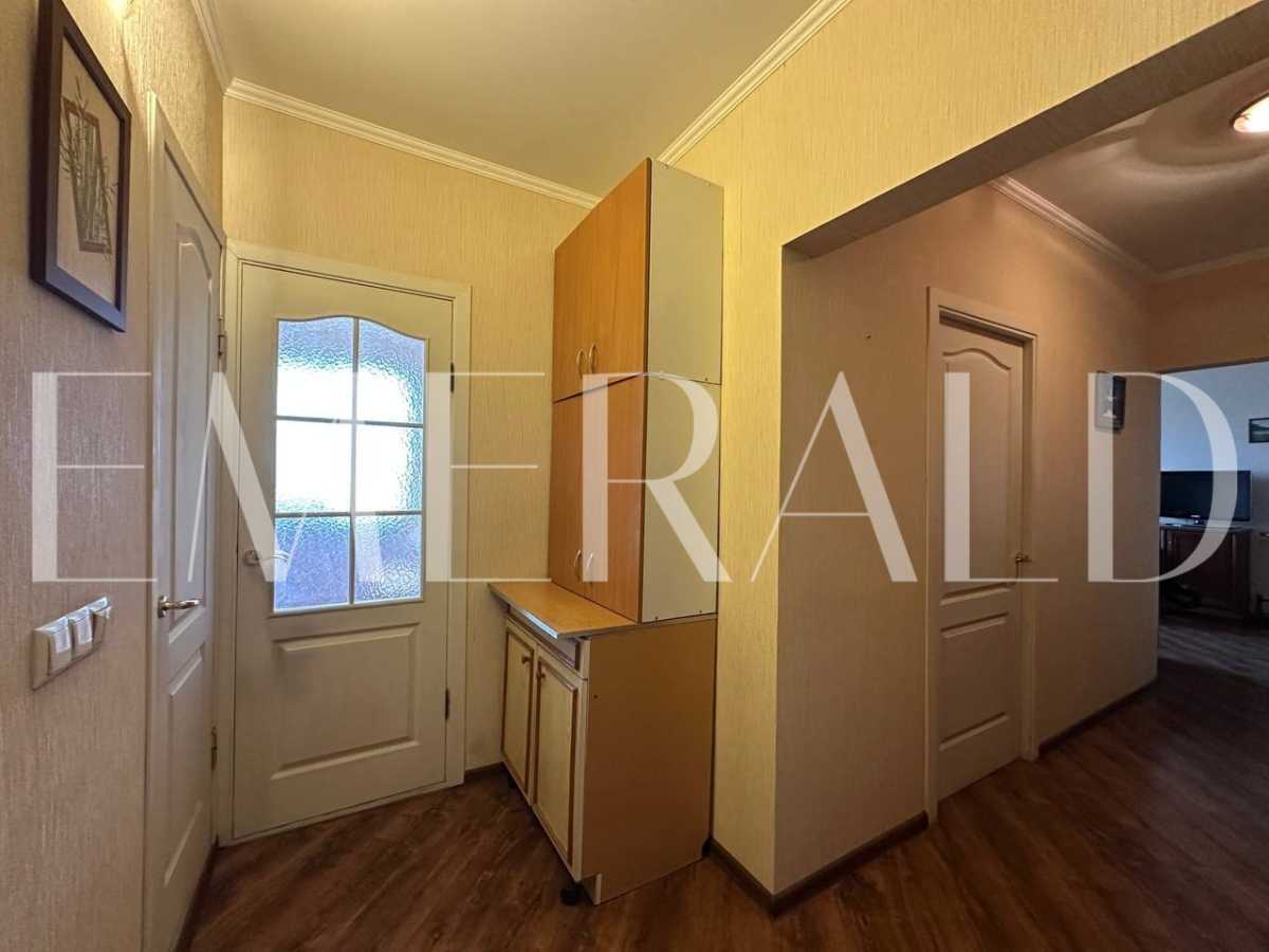 Продаж 2-кімнатної квартири 60.3 м², Архітектора Ніколаєва вул., 9А