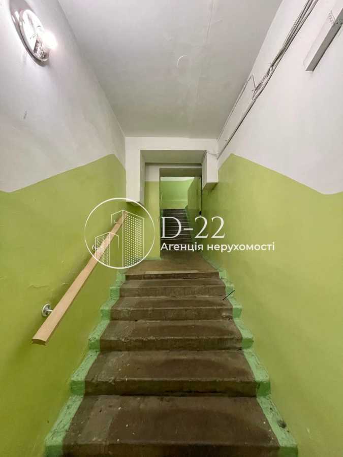 Продаж 1-кімнатної квартири 50.7 м², Миколи Кібальчича вул., Лисенка, 1