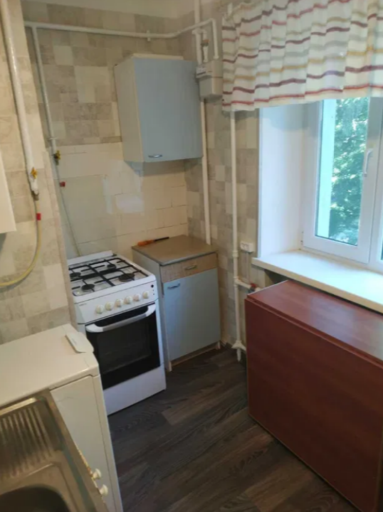 Продажа 2-комнатной квартиры 42 м², Тенистая ул.