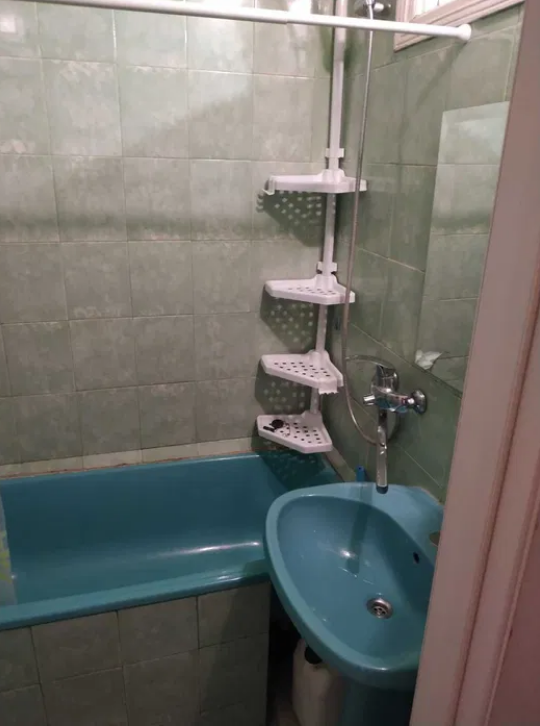Продажа 2-комнатной квартиры 42 м², Тенистая ул.