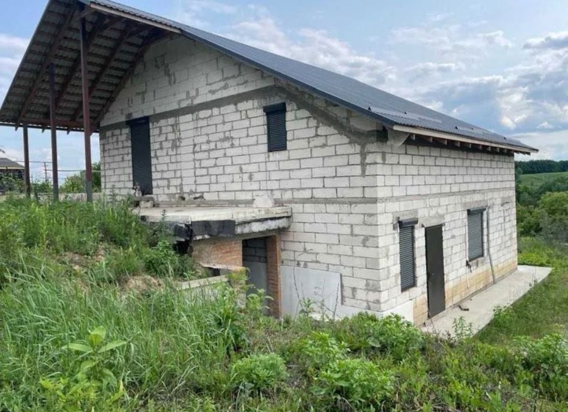 Продаж будинку 180 м²