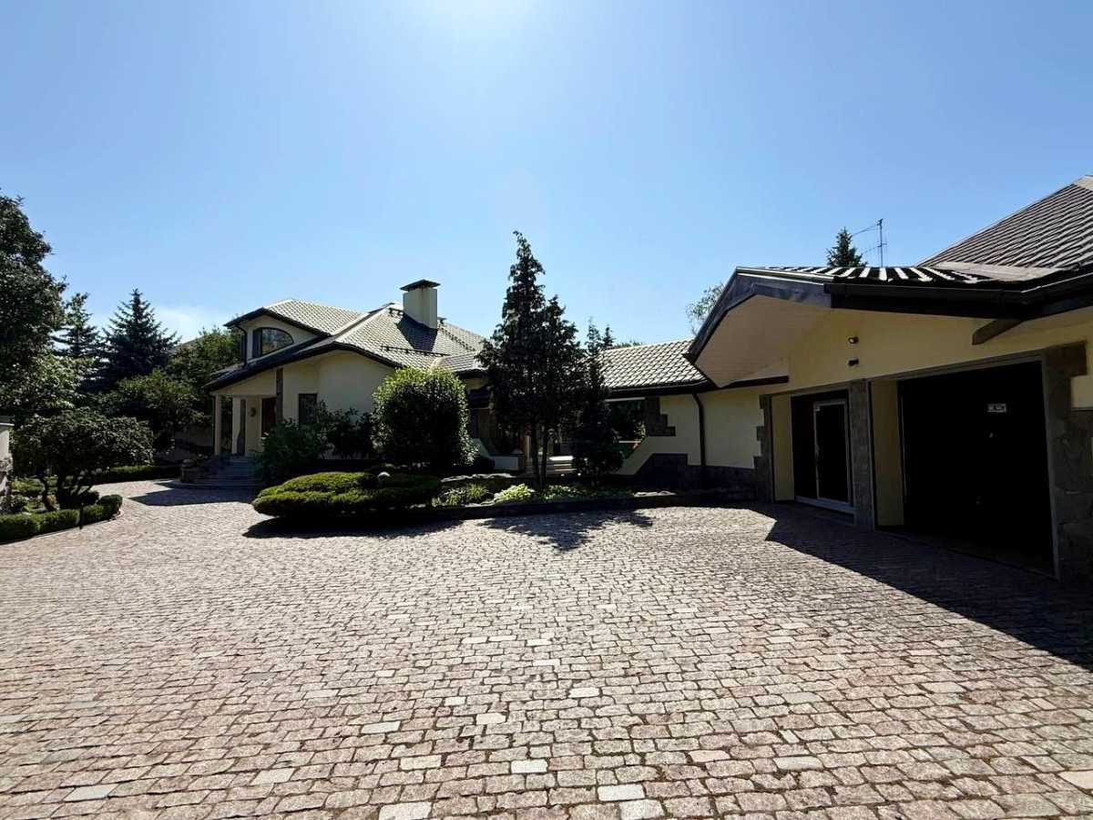 Продаж будинку 330 м², Днепростроевская вул.