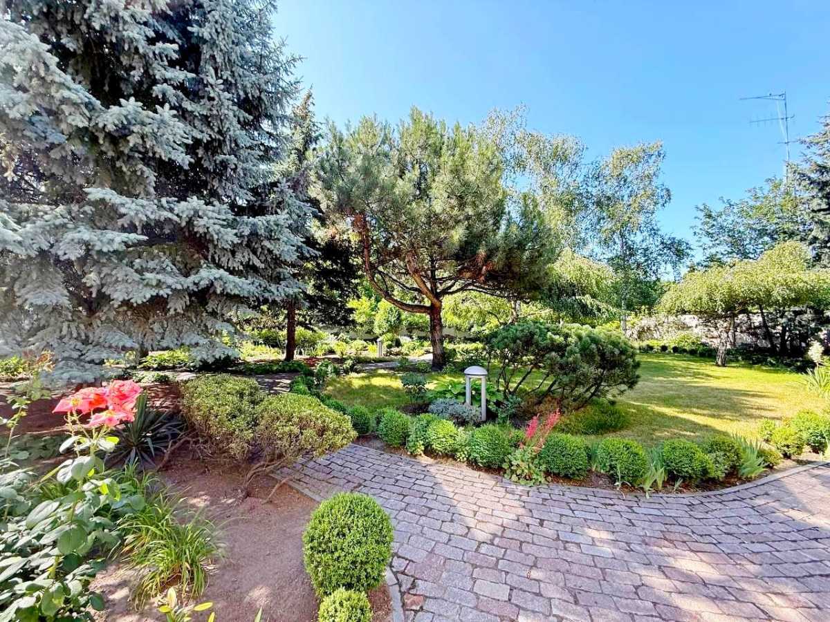 Продаж будинку 330 м², Днепростроевская вул.