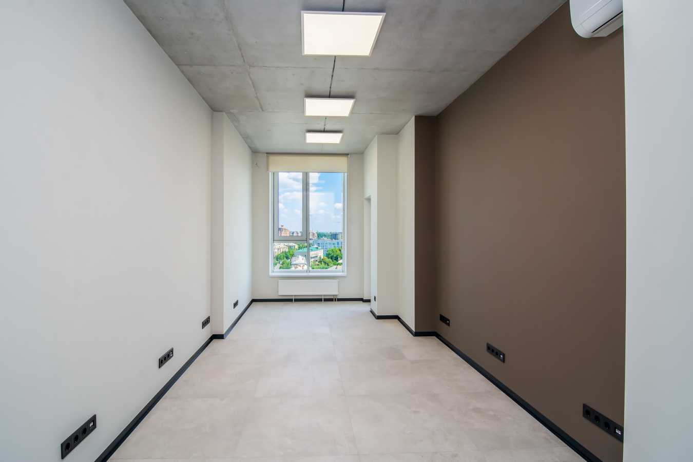 Аренда офиса 140 м², Джона Маккейна ул., 26