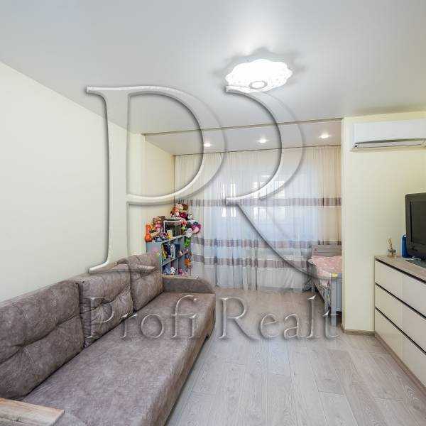 Продажа 1-комнатной квартиры 35 м², Радужная ул., 2Б
