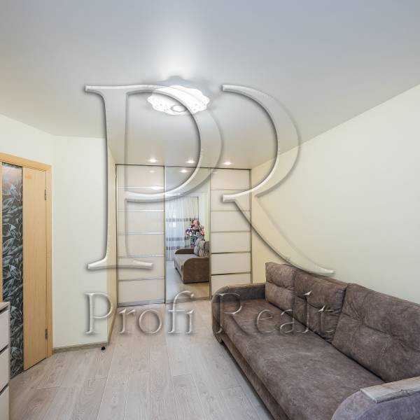Продажа 1-комнатной квартиры 35 м², Радужная ул., 2Б