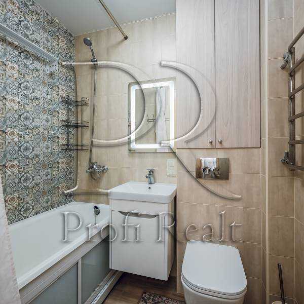 Продажа 1-комнатной квартиры 35 м², Радужная ул., 2Б