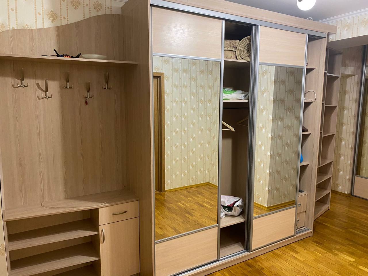Оренда 3-кімнатної квартири 87 м², Срібнокільська вул., 20