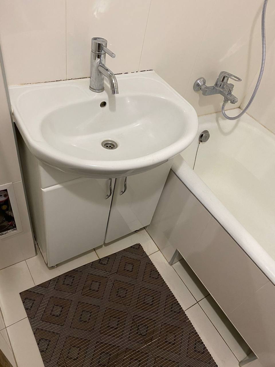 Оренда 3-кімнатної квартири 87 м², Срібнокільська вул., 20
