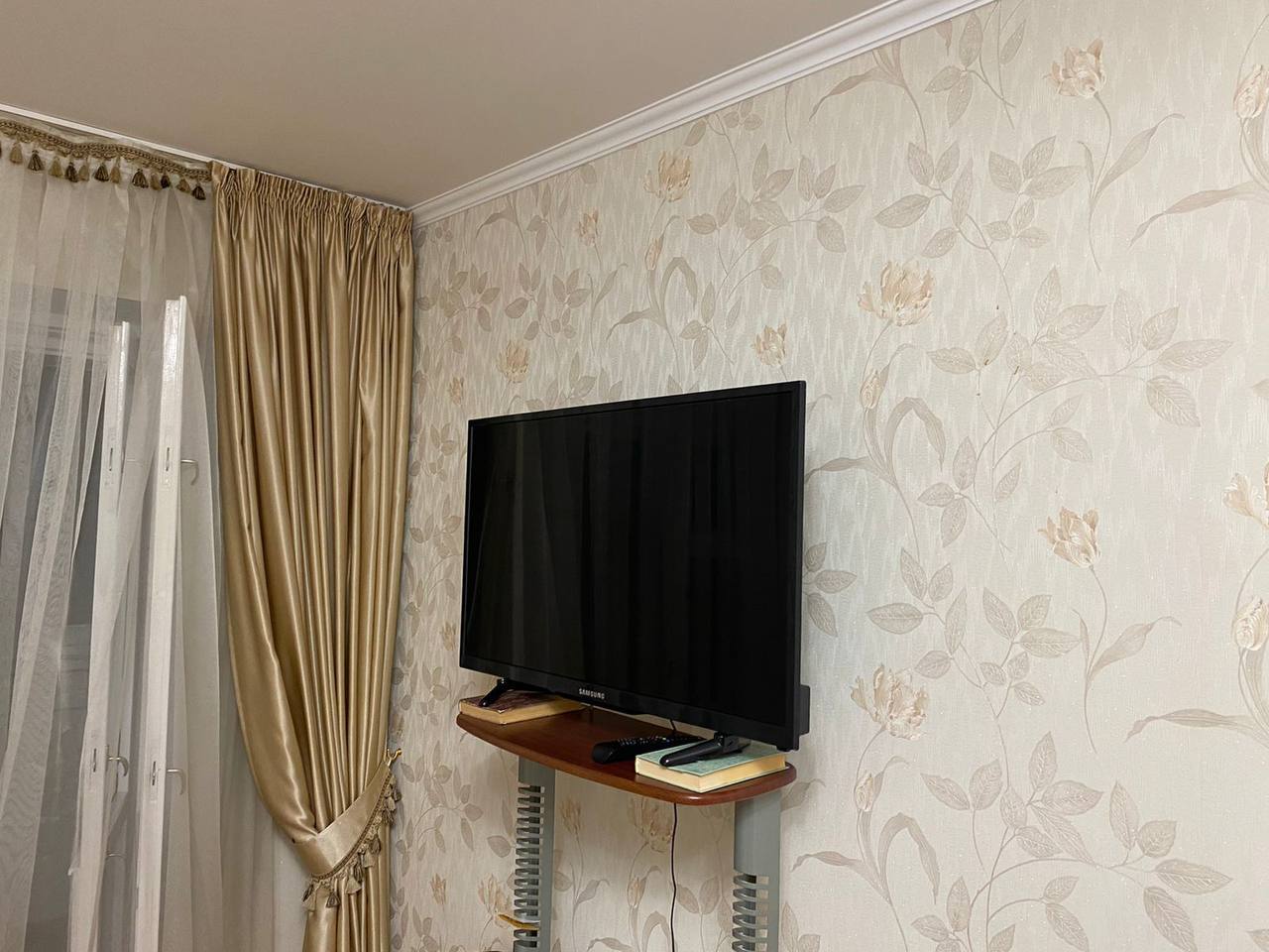 Оренда 3-кімнатної квартири 87 м², Срібнокільська вул., 20