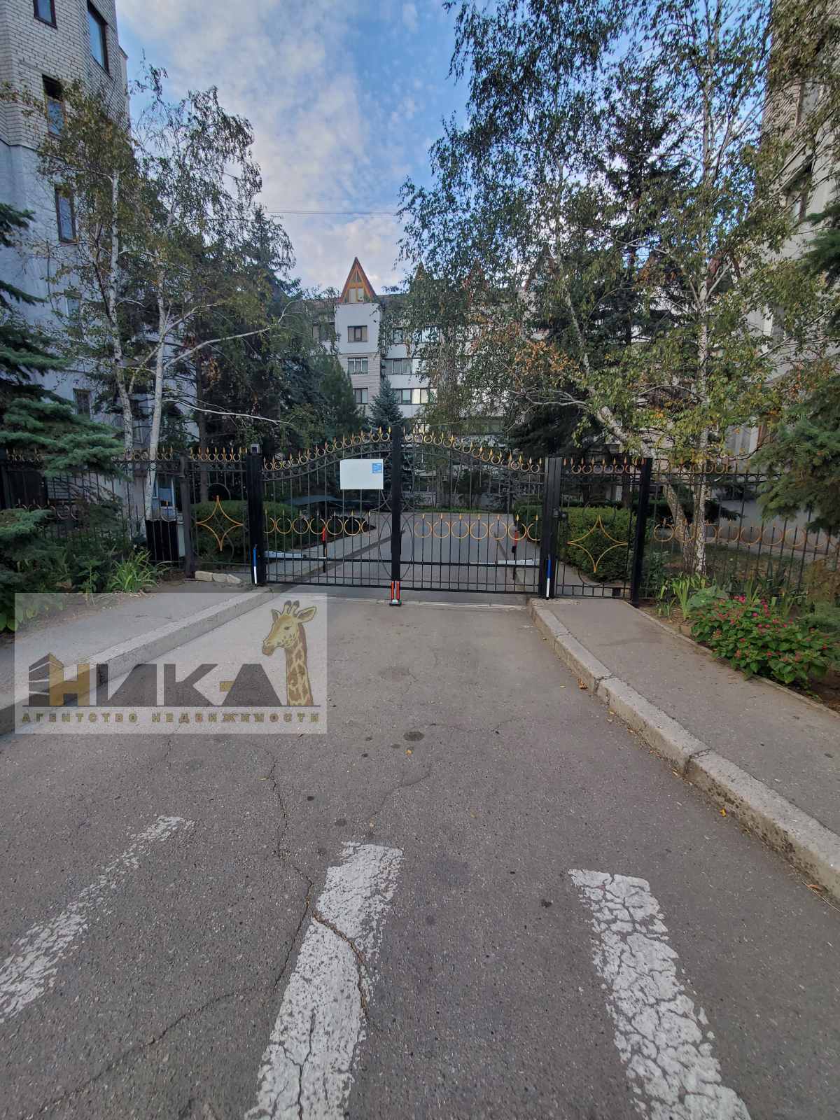 Продажа 3-комнатной квартиры 108 м², Святого Николая ул.