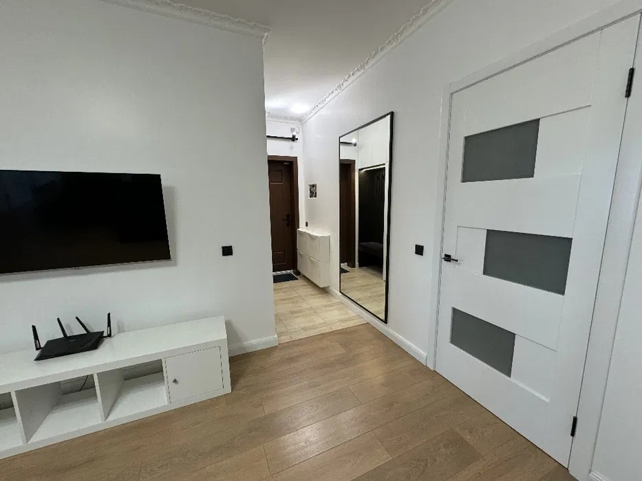 Продажа 2-комнатной квартиры 78.5 м², Драгоманова ул., 40З