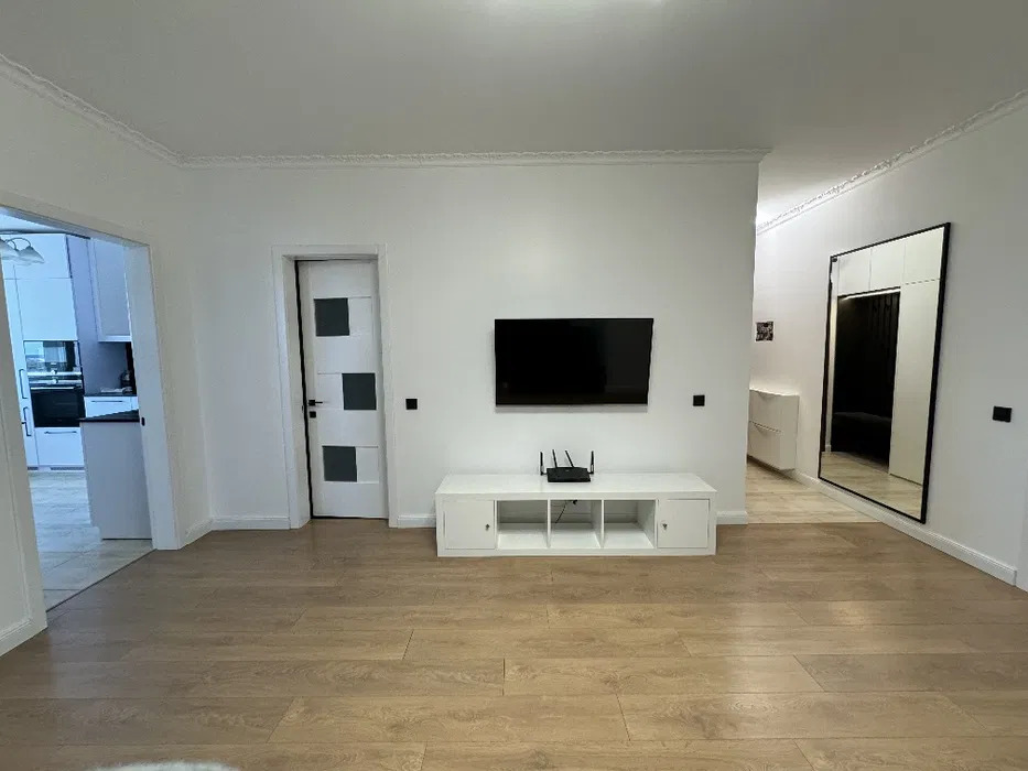 Продажа 2-комнатной квартиры 78.5 м², Драгоманова ул., 40З