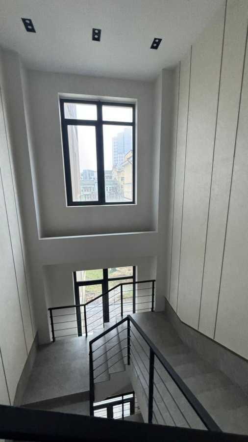 Продажа офиса 125 м², Владимирская ул., 86а