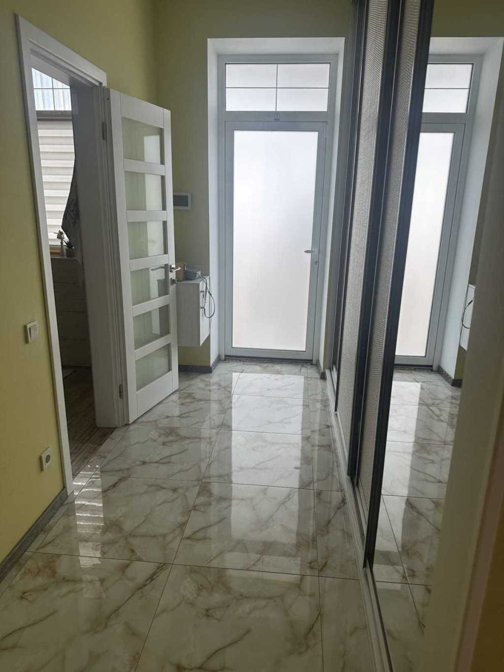 Аренда дома 220 м², Незалежності