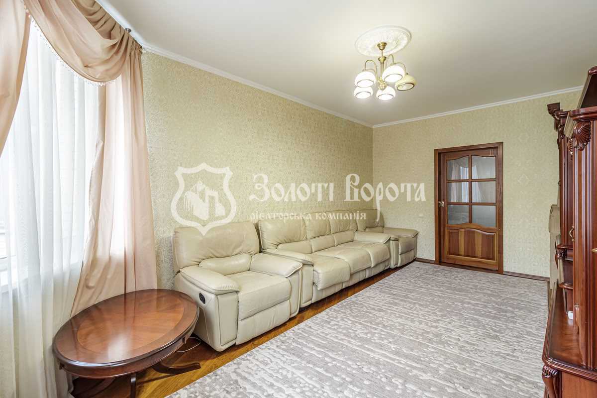 Продаж 3-кімнатної квартири 90 м², Перемоги просп., 125