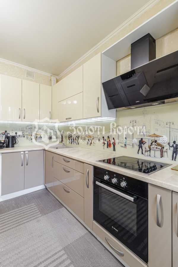 Продаж 3-кімнатної квартири 90 м², Перемоги просп., 125