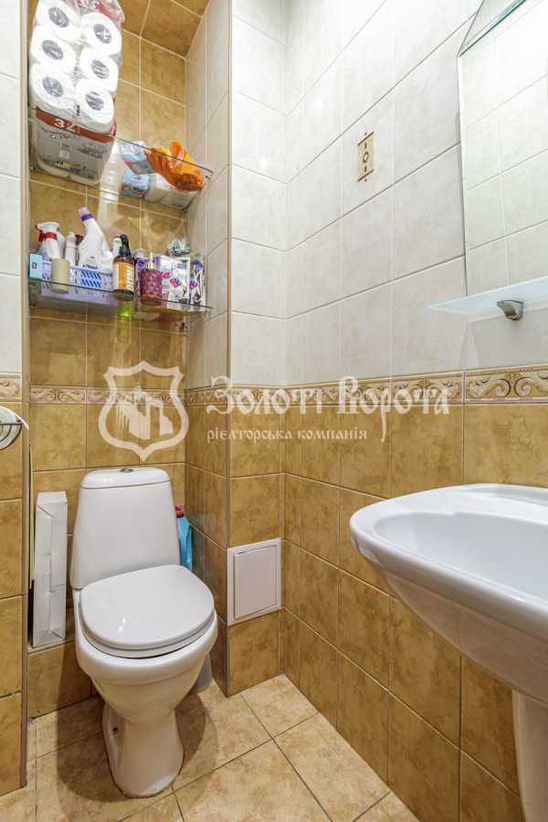 Продаж 3-кімнатної квартири 90 м², Перемоги просп., 125