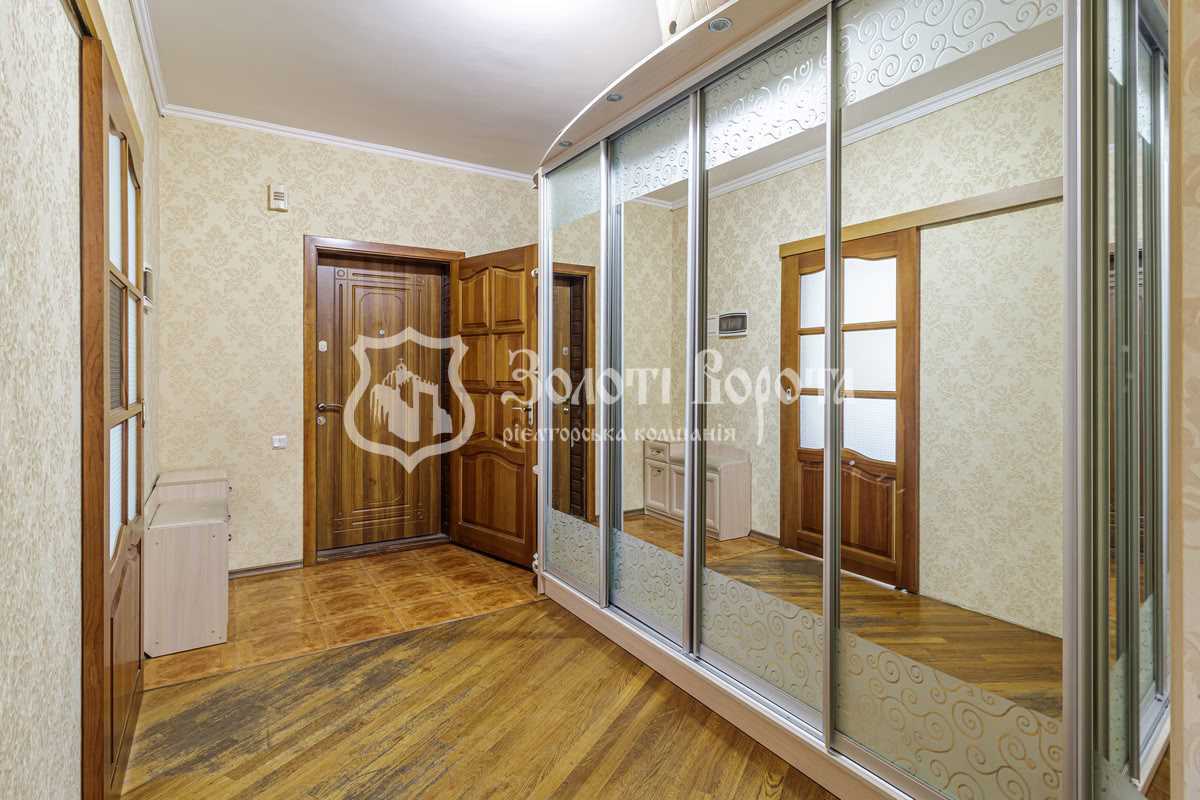 Продаж 3-кімнатної квартири 90 м², Перемоги просп., 125