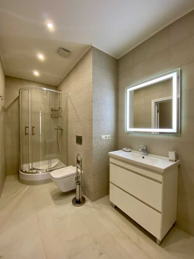 Оренда 3-кімнатної квартири 175 м², Іоанна Павла ІІ вул.