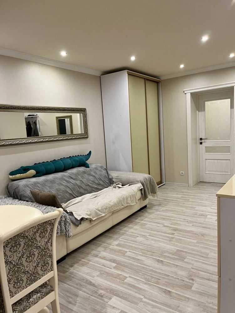 Продажа 2-комнатной квартиры 43 м², Киевская ул., 302А