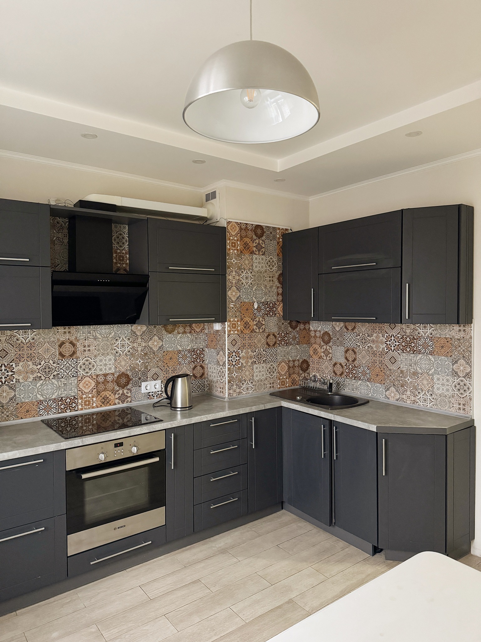 Оренда 2-кімнатної квартири 76 м², Здолбунівська вул., 13