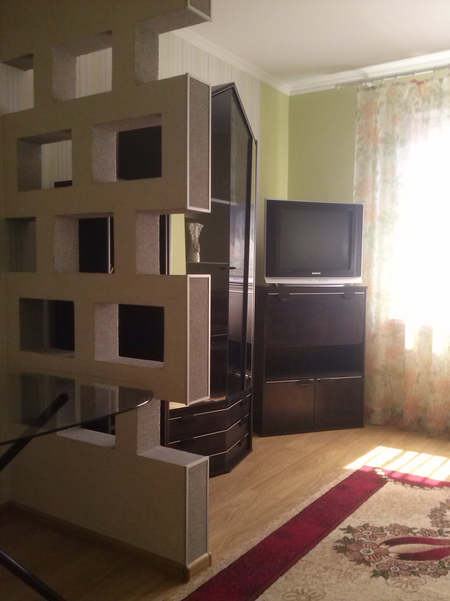 Оренда 2-кімнатної квартири 76 м², Здолбунівська вул., 13