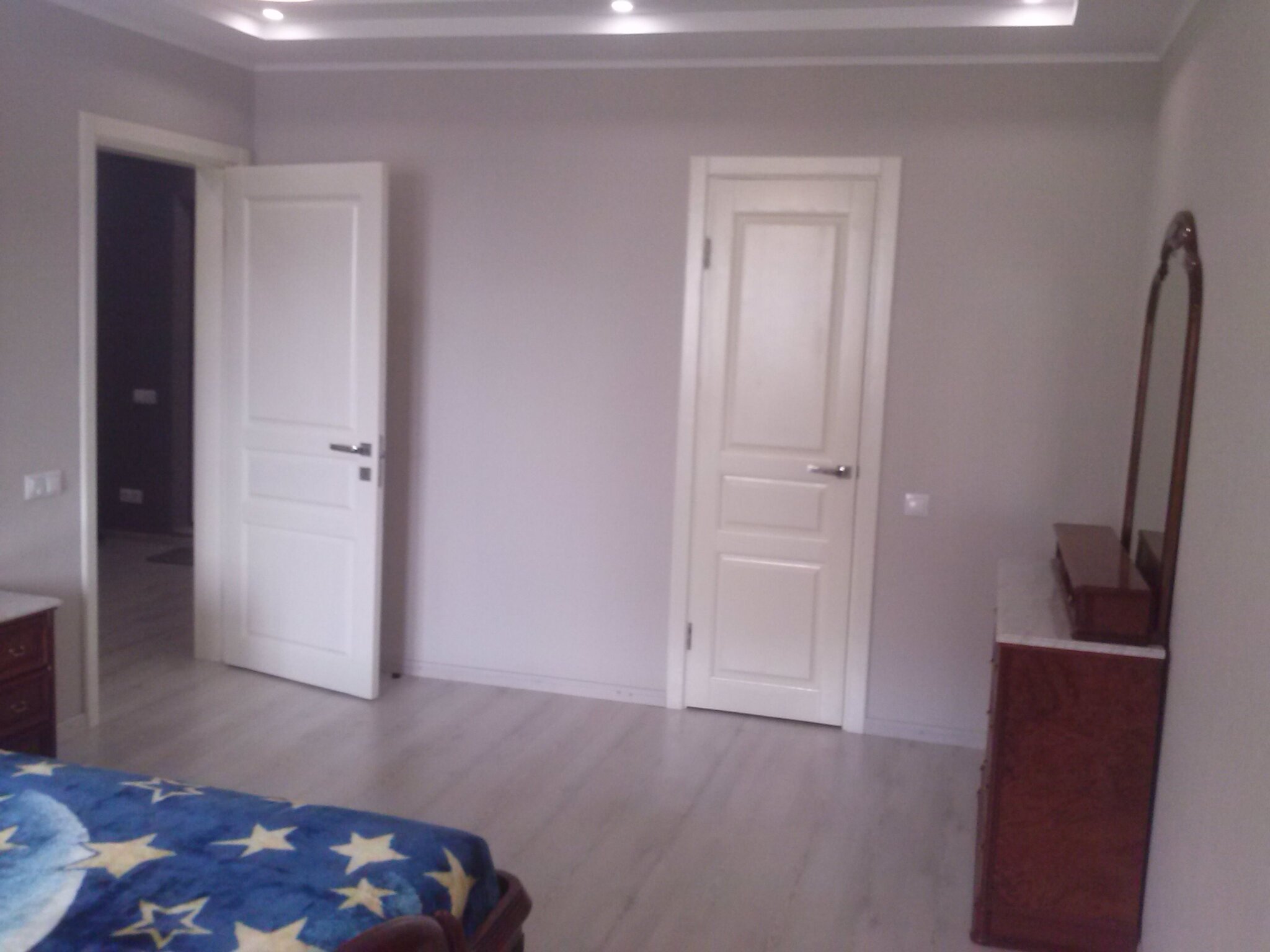 Оренда 2-кімнатної квартири 76 м², Здолбунівська вул., 13