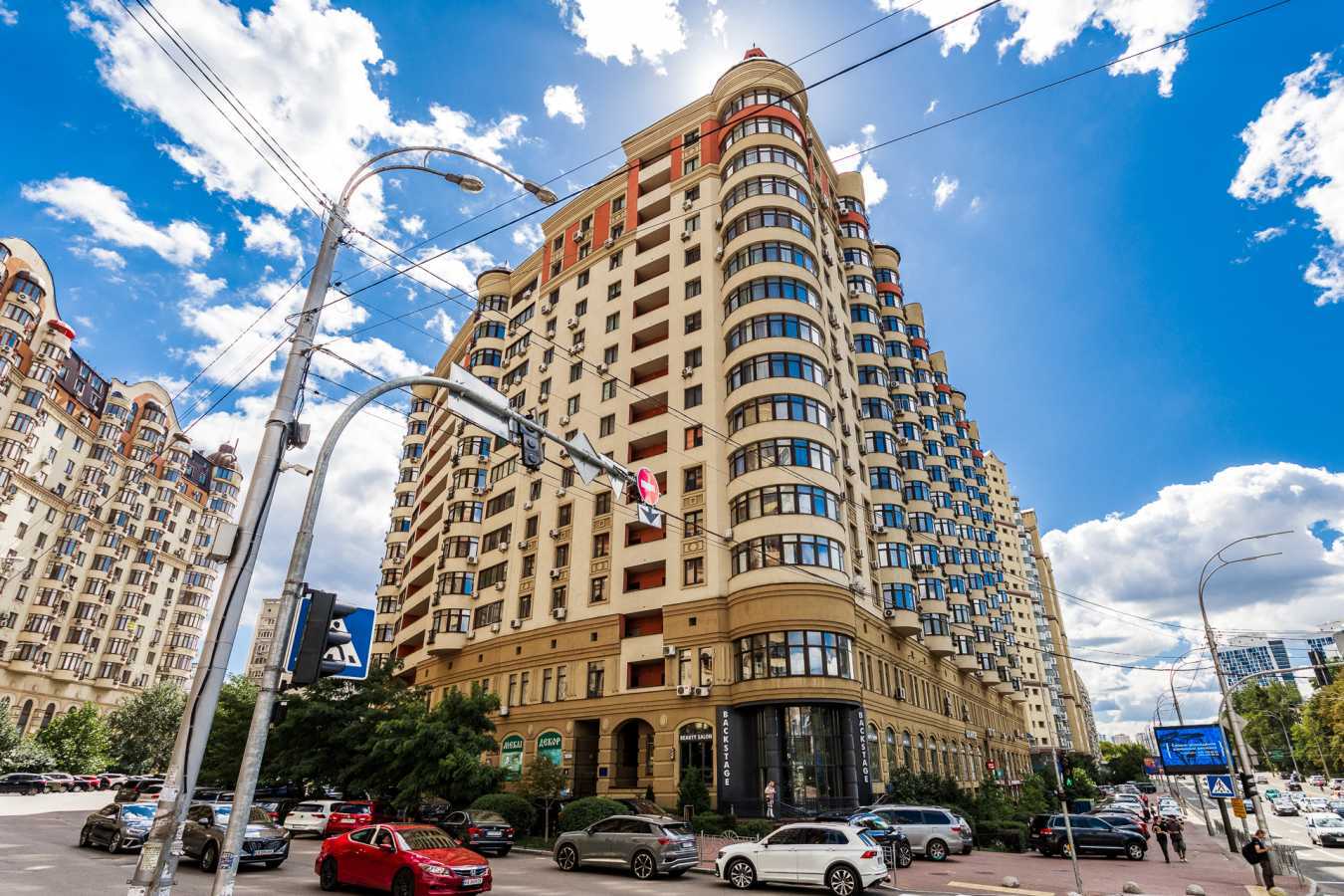 Продаж 1-кімнатної квартири 40 м², В'ячеслава Чорновола вул., 27