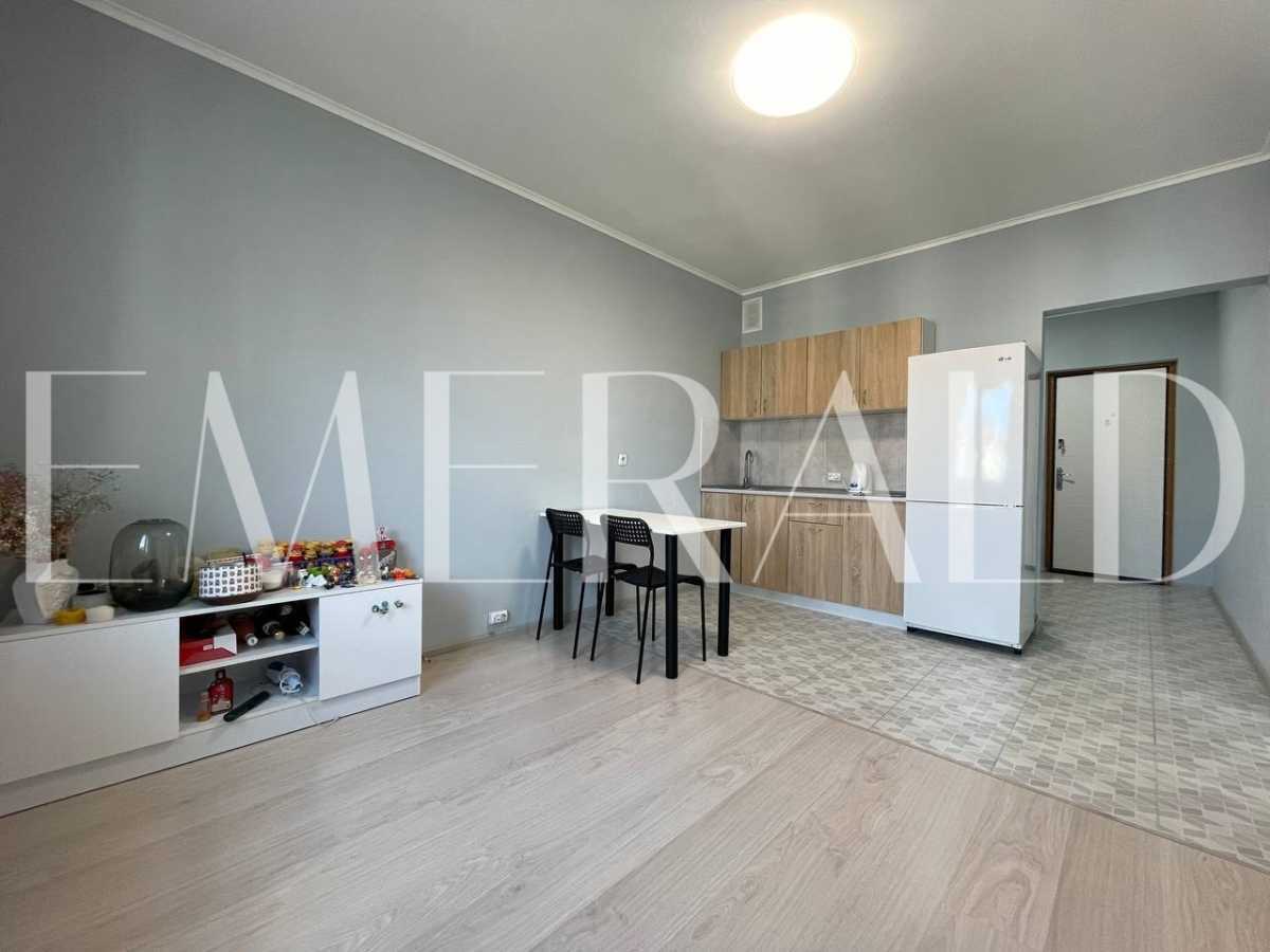 Продаж 2-кімнатної квартири 73.4 м², Урлівська вул., 30