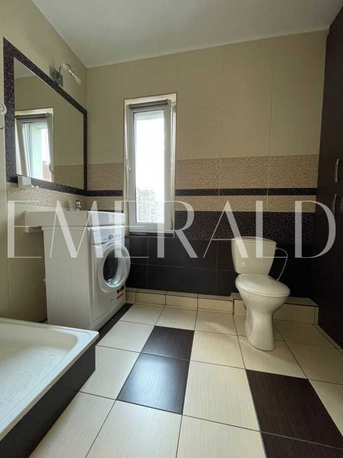 Продаж 2-кімнатної квартири 73.4 м², Урлівська вул., 30