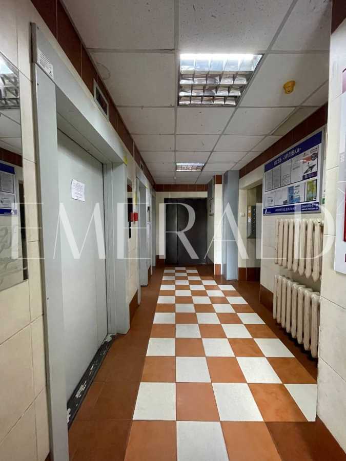 Продаж 2-кімнатної квартири 73.4 м², Урлівська вул., 30