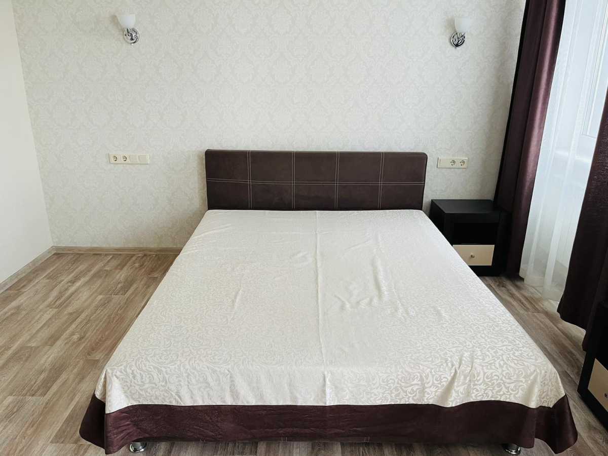 Аренда 2-комнатной квартиры 85 м², Петропавловская ул., 40