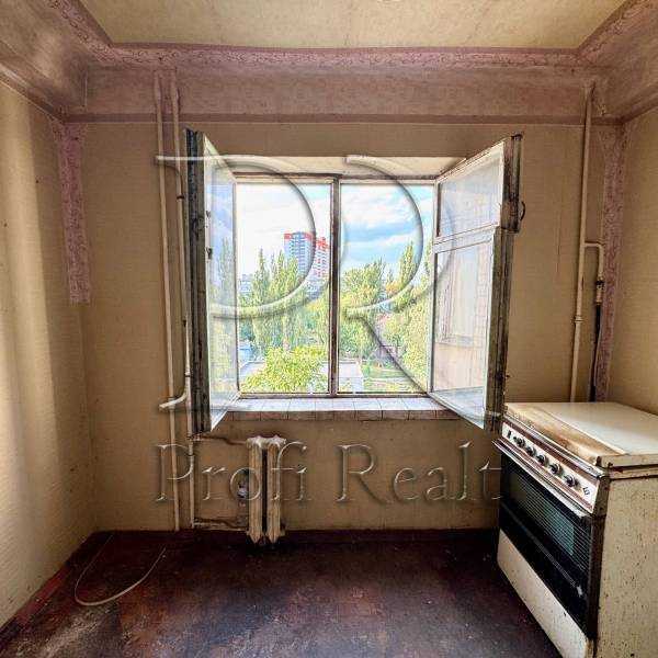 Продаж 2-кімнатної квартири 54 м², Кольцова бул., 18
