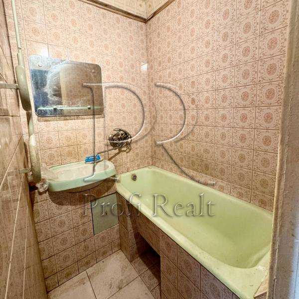 Продаж 2-кімнатної квартири 54 м², Кольцова бул., 18