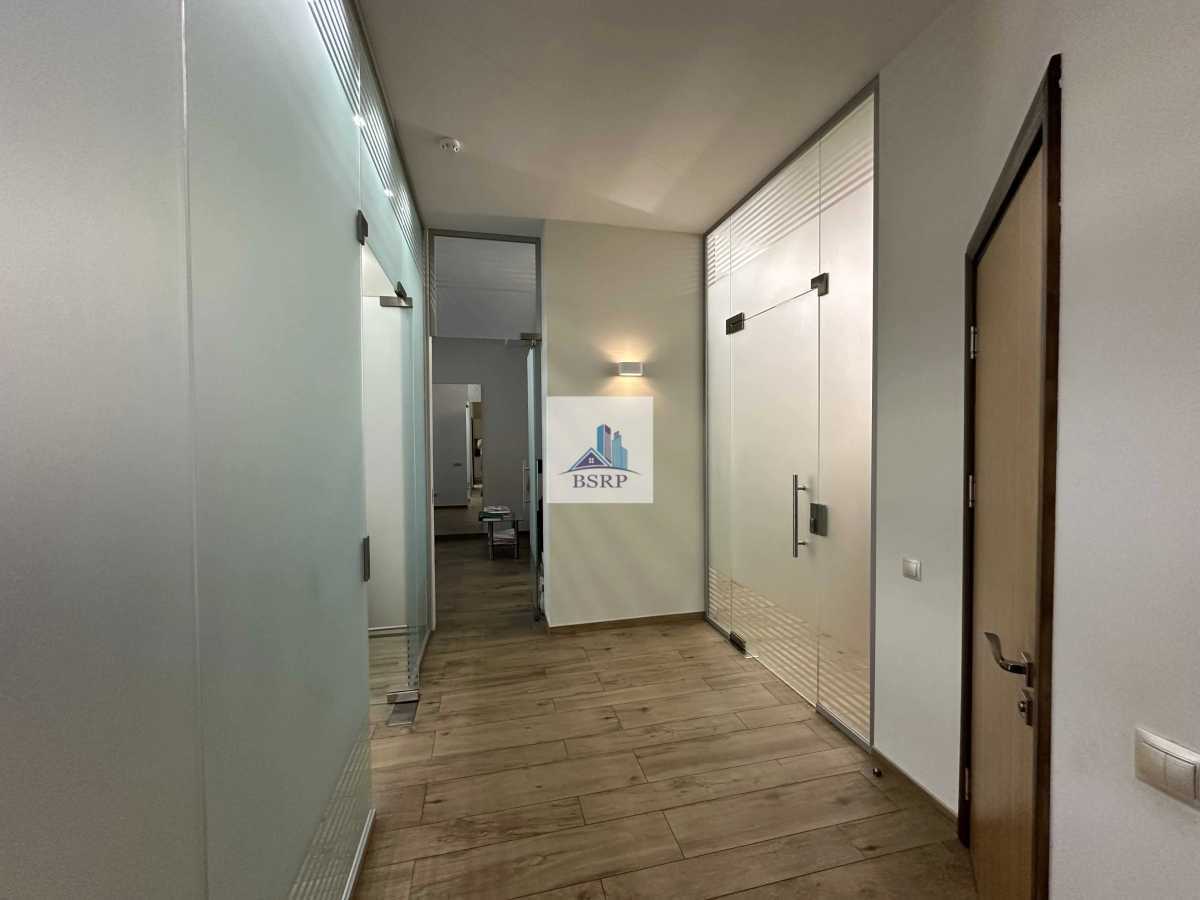 Аренда офиса 100 м², Джона Маккейна ул.