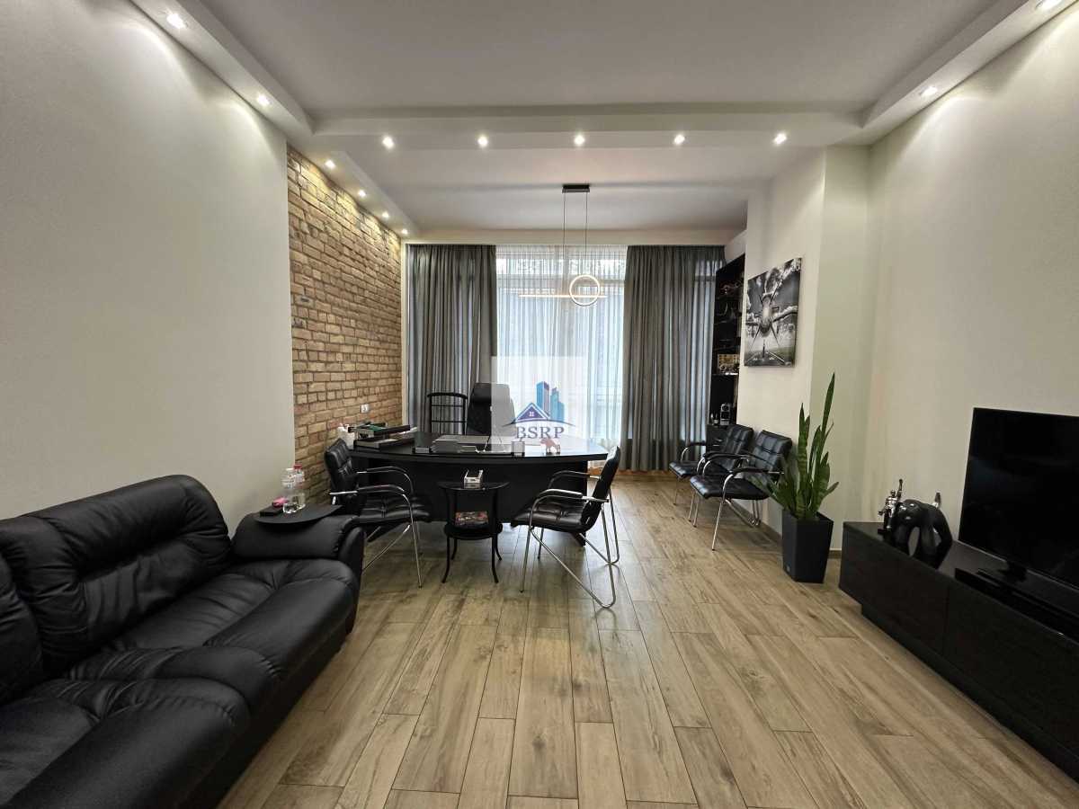 Аренда офиса 100 м², Джона Маккейна ул.