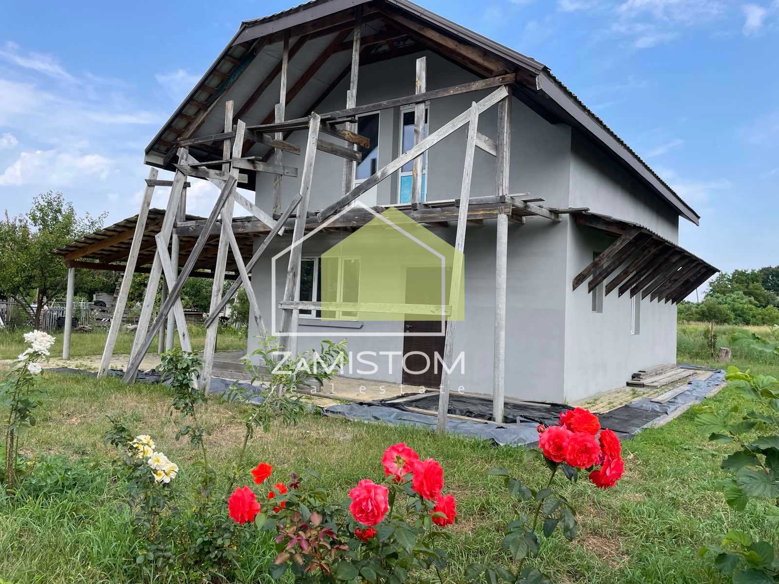 Продаж будинку 92 м²