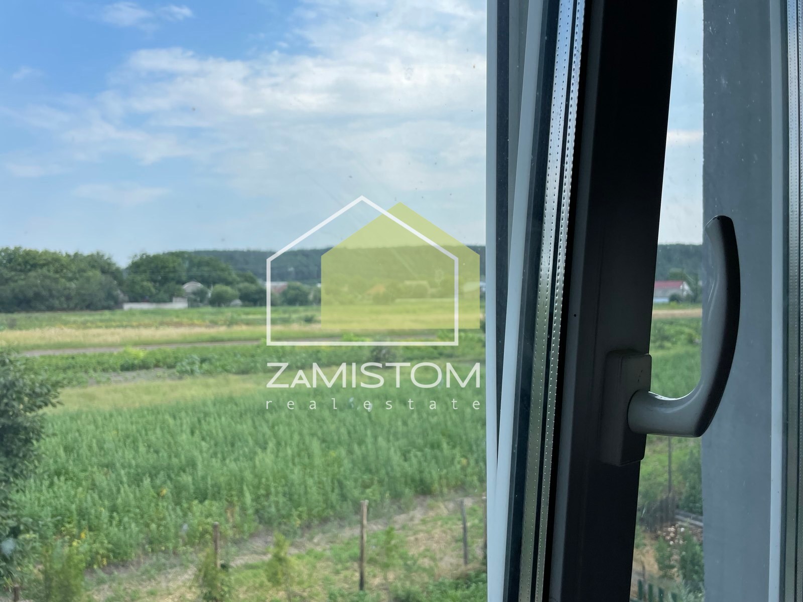Продаж будинку 92 м²