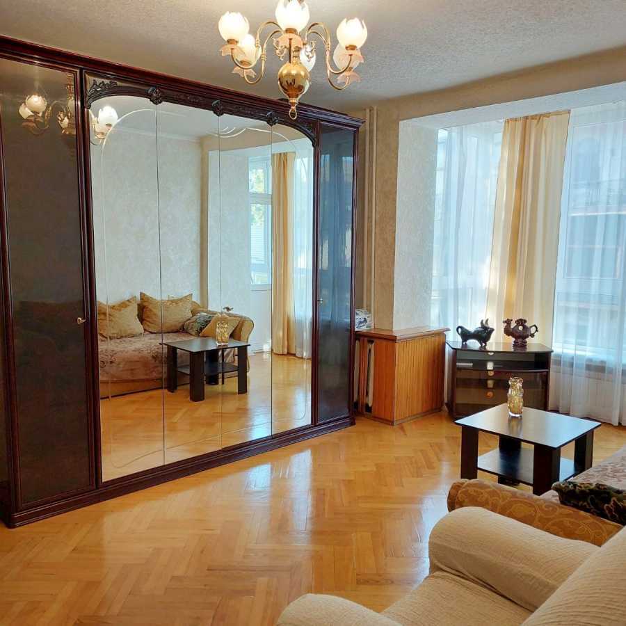 Аренда 2-комнатной квартиры 52 м², Олеся Гончара ул., 47/49