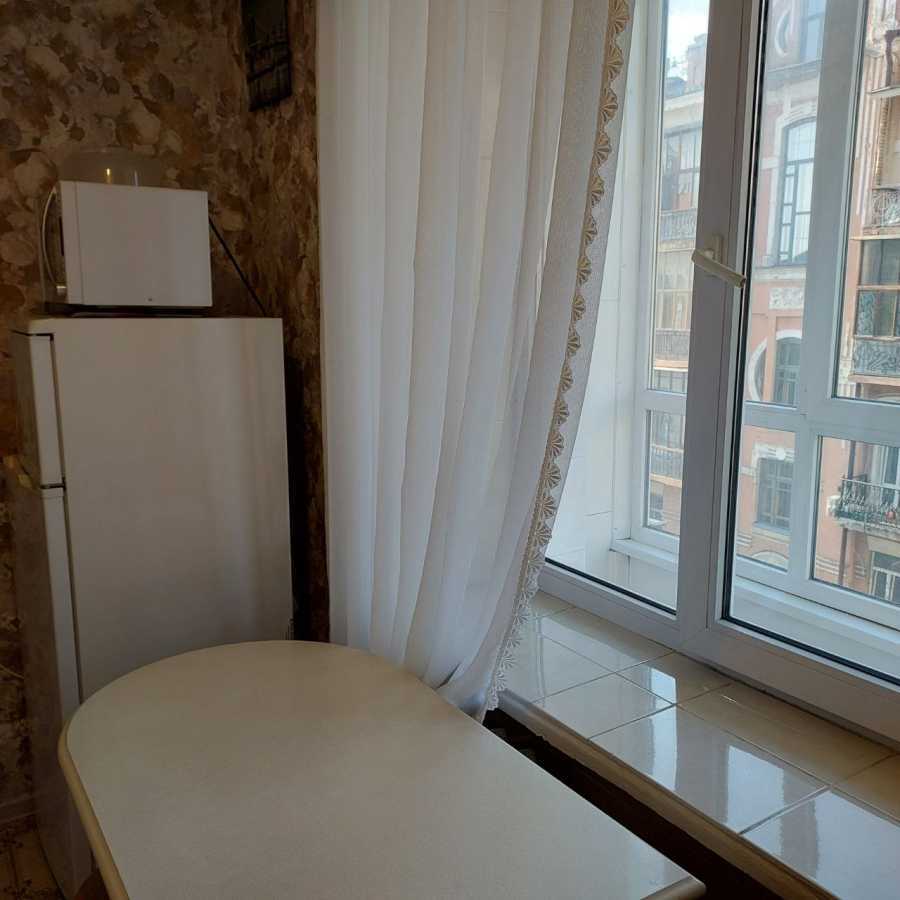 Аренда 2-комнатной квартиры 52 м², Олеся Гончара ул., 47/49