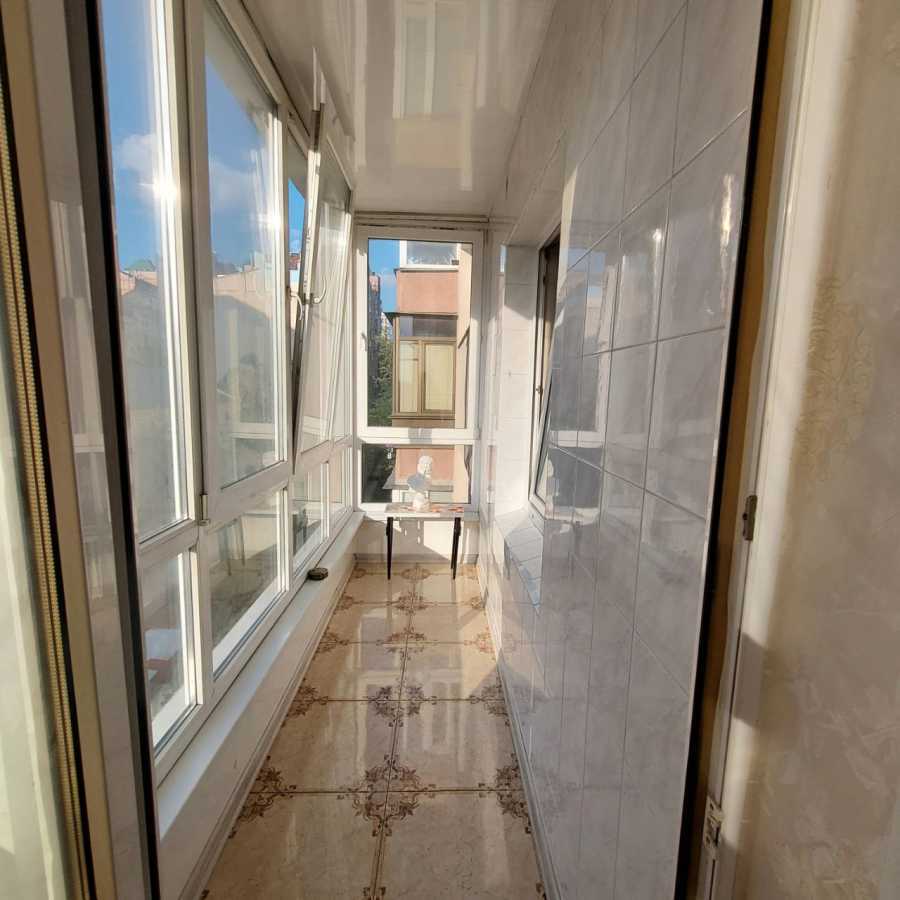 Аренда 2-комнатной квартиры 52 м², Олеся Гончара ул., 47/49