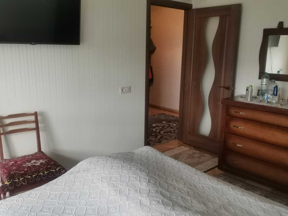 Продажа 3-комнатной квартиры 70 м², Гагарина ул., 1