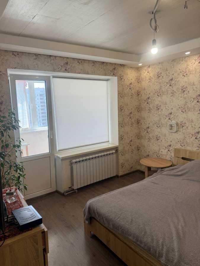 Оренда 3-кімнатної квартири 68 м², Запорізьке шосе, 80