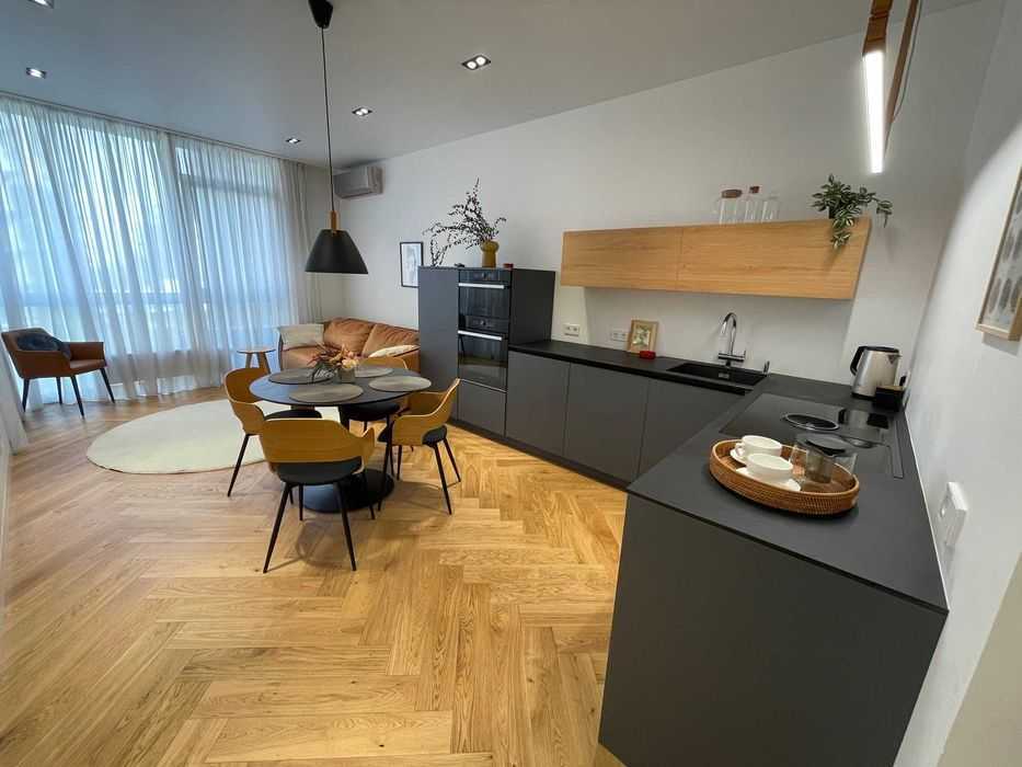 Оренда 3-кімнатної квартири 80 м², Предславинська вул., 57