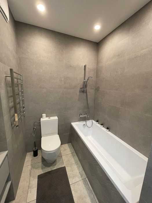 Оренда 3-кімнатної квартири 80 м², Предславинська вул., 57